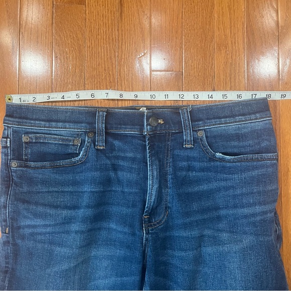 Madewell Straight Leg Dark Blue Men's Jeans - Picture 6 of 9